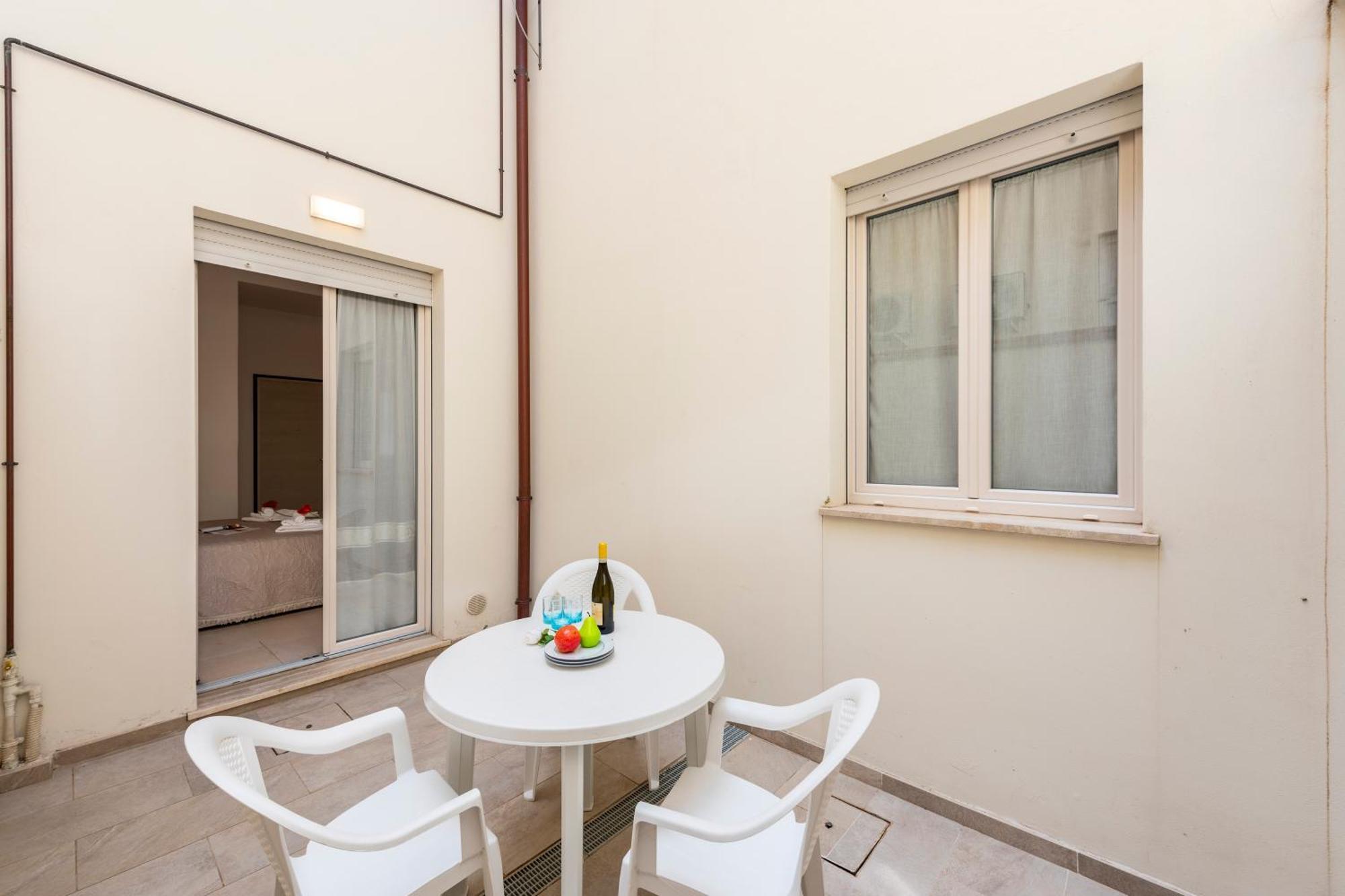 Suite Ondina Viareggio Apartments Екстериор снимка