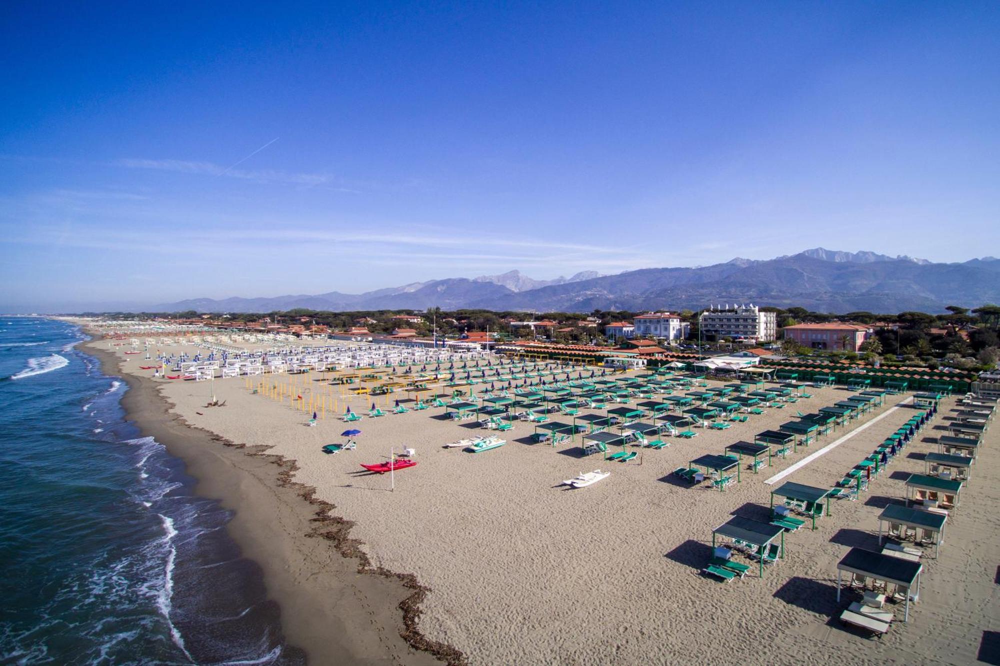 Suite Ondina Viareggio Apartments Екстериор снимка