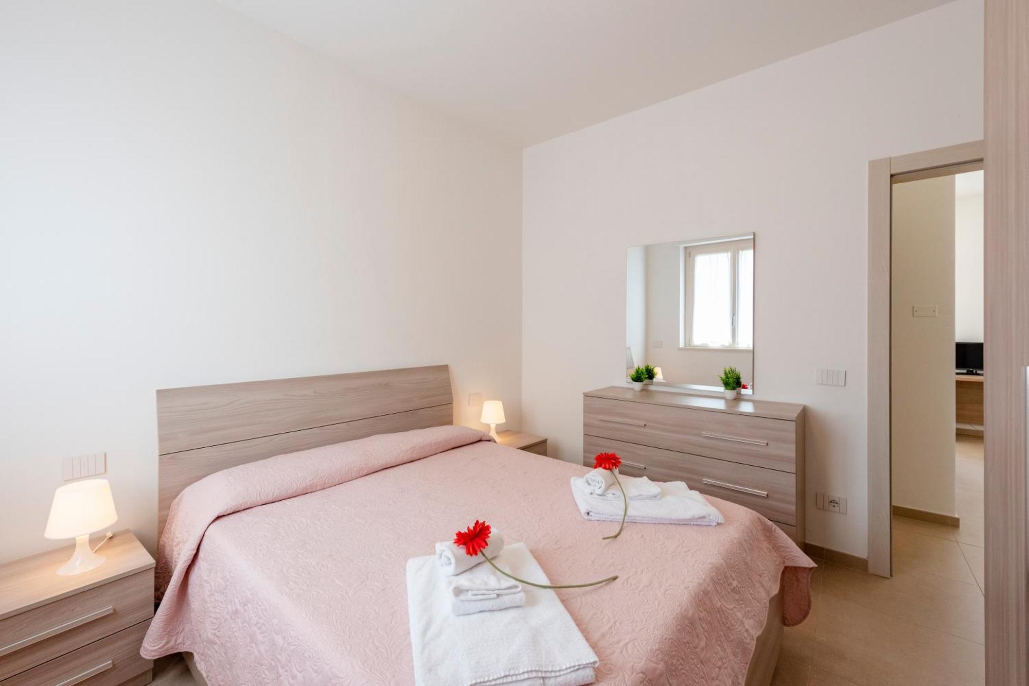 Suite Ondina Viareggio Apartments Екстериор снимка