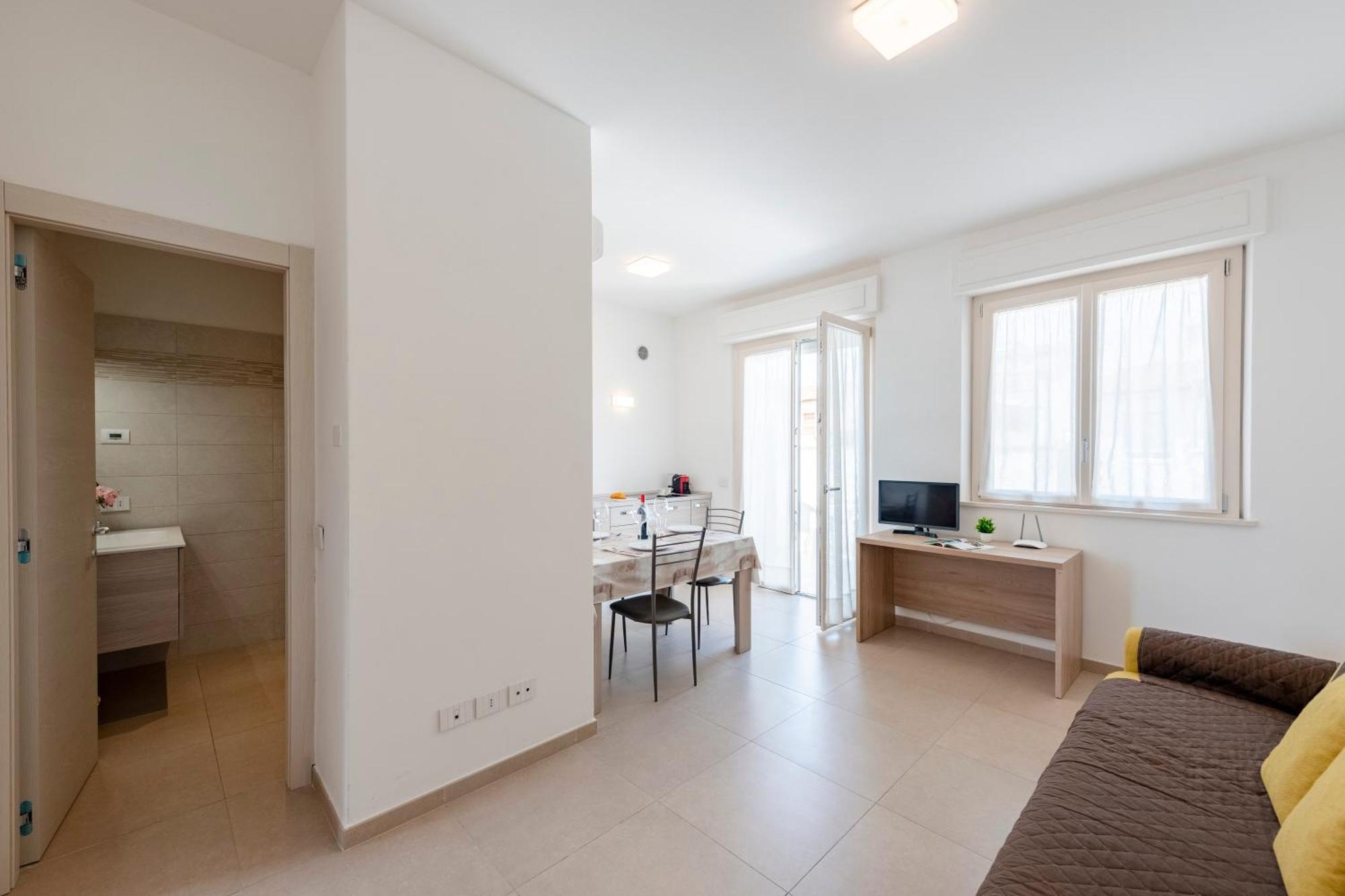Suite Ondina Viareggio Apartments Екстериор снимка