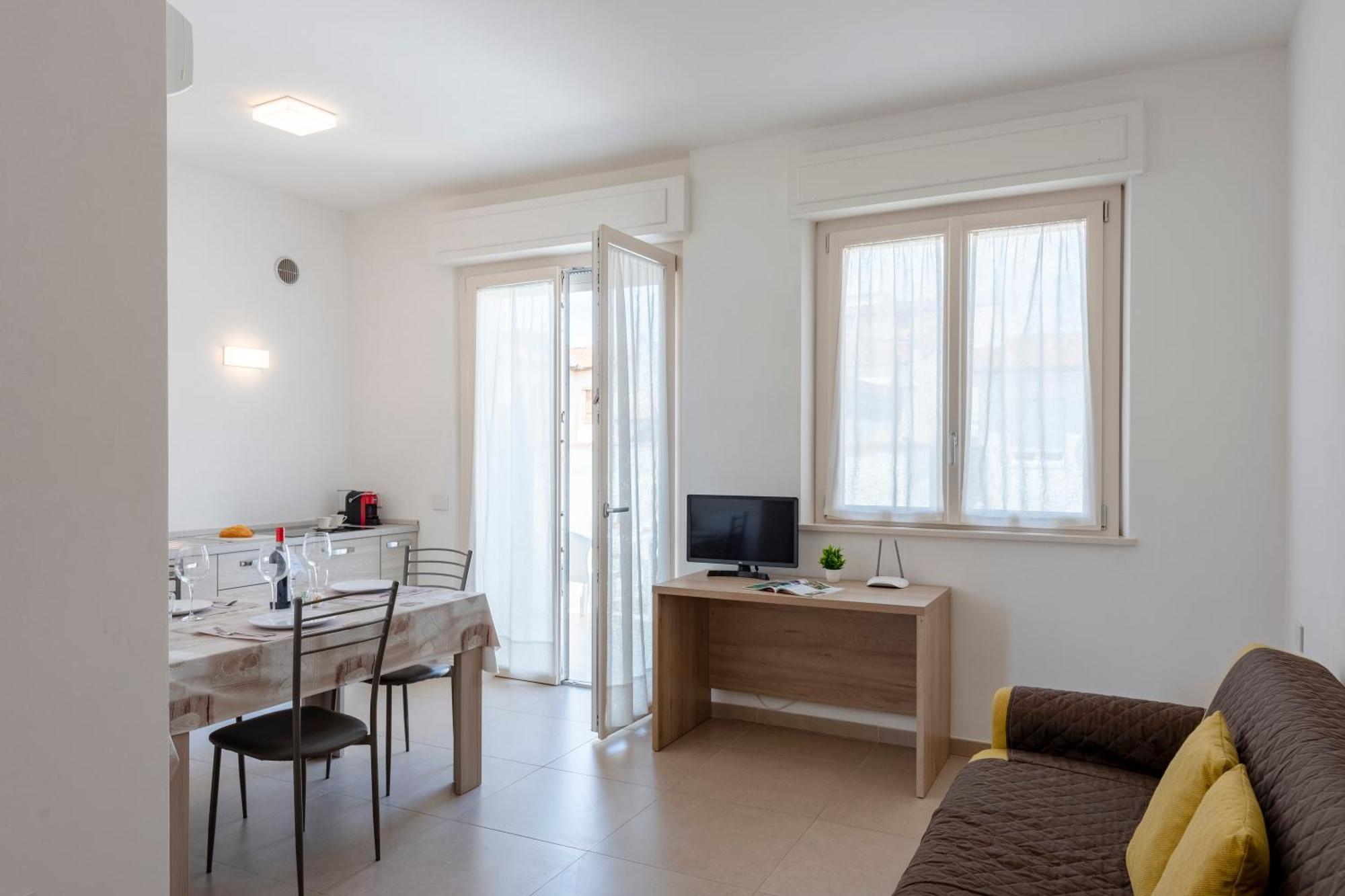Suite Ondina Viareggio Apartments Екстериор снимка